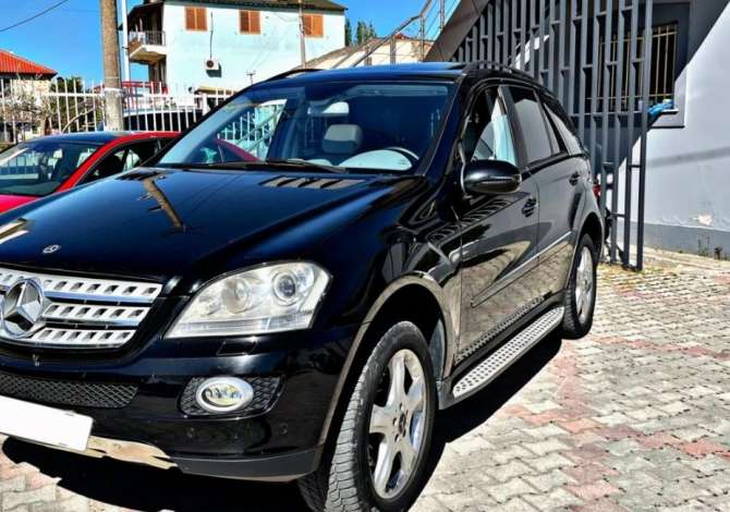 Jepet makina Mercedes Benz ML me qera duke filluar nga  70 euro/dita