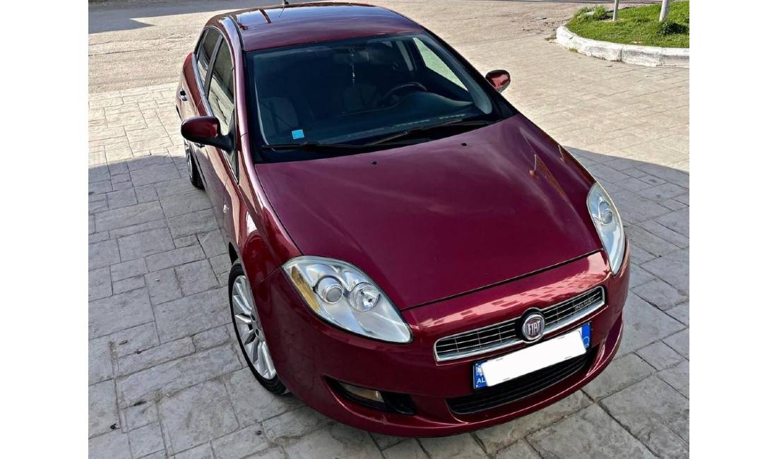 Jepet makina Fiat Bravo me qera duke filluar nga 30 euro/dita