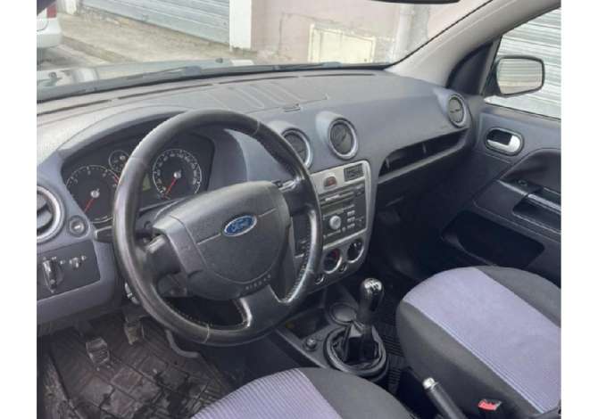 Jepet Makine me Qera Ford duke nisur nga 30 euro Dita