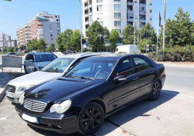 Noleggio Auto a Valona - 40 Euro