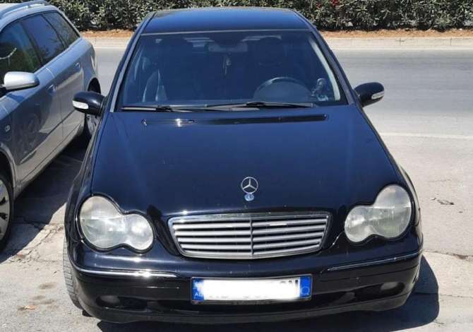 Noleggio Auto a Valona - 40 Euro