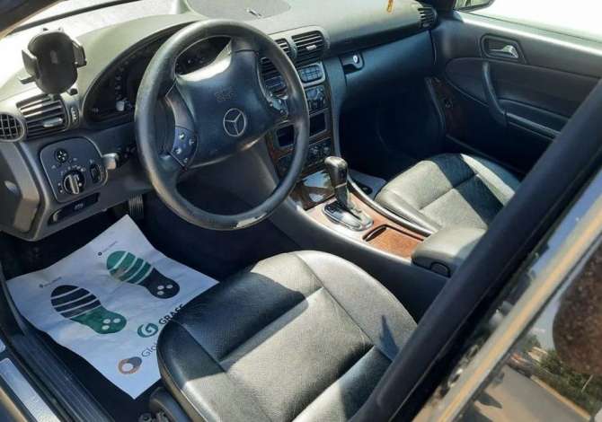 Jepet me qera Benz 2.0 nafte duke filluar nga 40 euro dita 