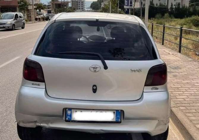 Jepet me qera Toyota Yaris duke filluar nga 30 euro dita.
