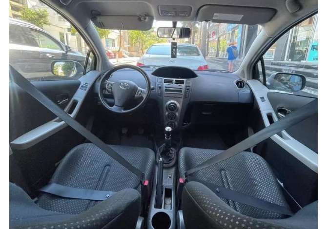 Jepet me qera Toyota Yaris 1.4, 2010 vetem per 45 euro dita