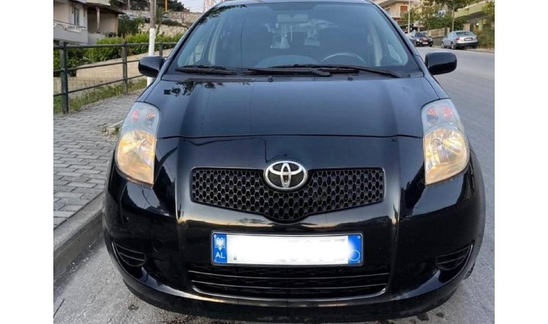 Jepet me qera 35 euro dita , Toyota Yaris 2006