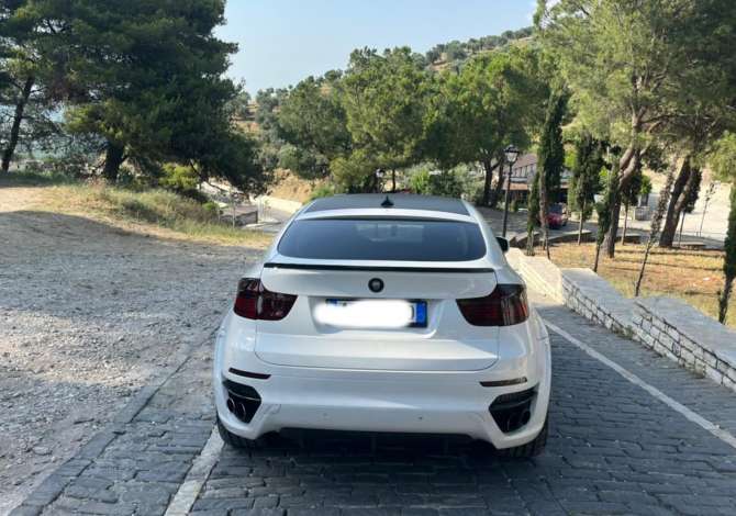 Jepet makine me qera BMW X6 Lumma per vetem 200 euro dita