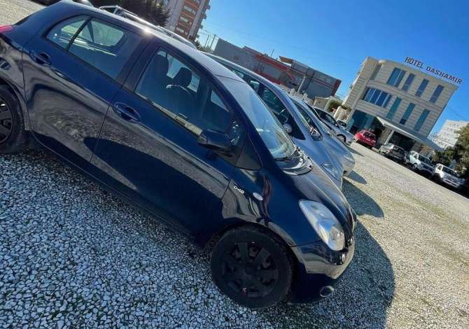 Jepet me qera makina Toyota Yaris per vetem 30 euro dita