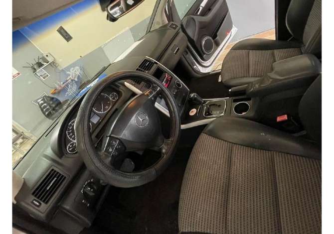 Jepet makine me qera Mercedes A Class per vetem 30 euro