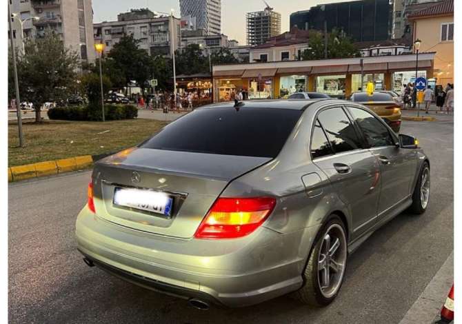 Noleggio Auto a Tirana - 45 Euro