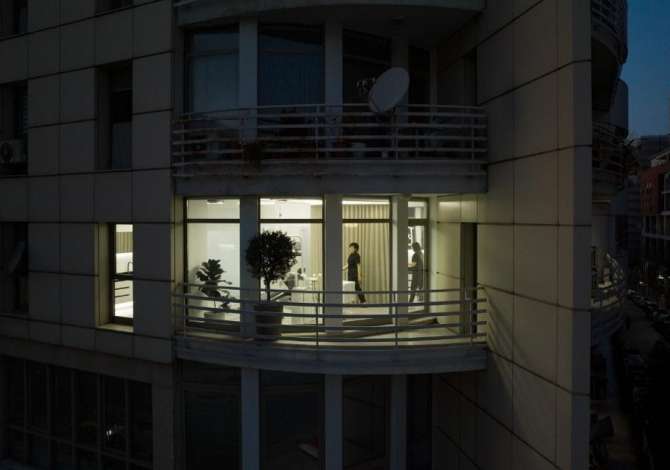 Klinika Dentare  kryen Pastrim, Zbardhim, Mbushje, Heqje, Implante, Ura fikse, Protza dhe Ortodontci