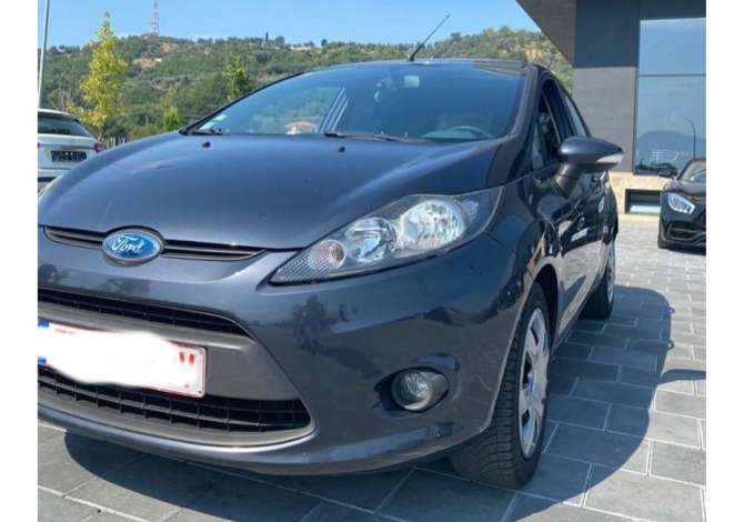 Jepet me qera Ford Fiesta duke filluar nga 30 euro dita