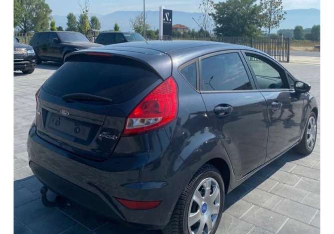 Jepet me qera Ford Fiesta duke filluar nga 30 euro dita
