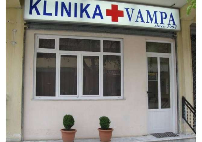 Klinika ofron vizita dhe trajtime mjekesore per semundjet: Vena Varcisosum, Tromboflebite, Flebite, Edeme, Plogeshti e anesive etj.