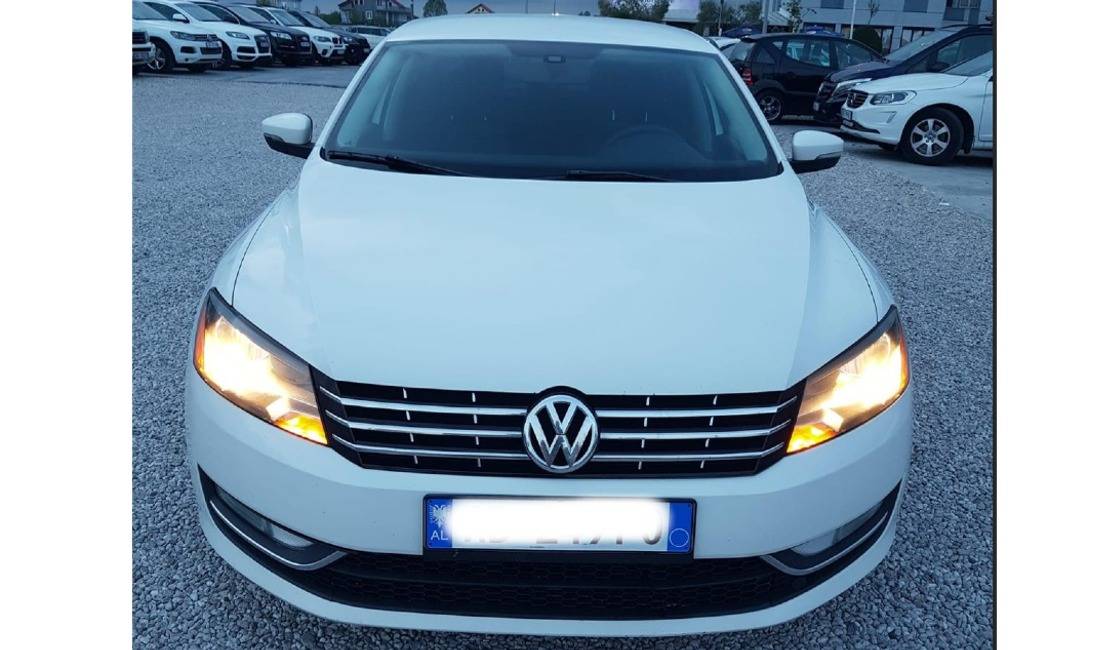  Jepet me qera Wolkswagen Passat duke filluar nga 30 euro dita 