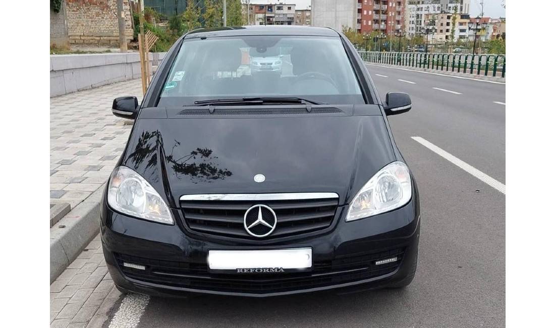 Jepet me qera Mercedez Benz A Class duke filluar nga 30 euro dita