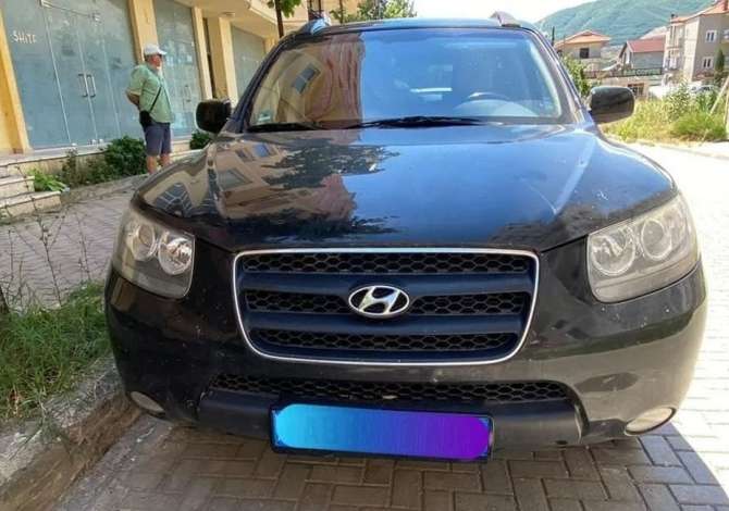 Jepet me qera Hyundai Santa Fe duke filluar nga 45 euro dita