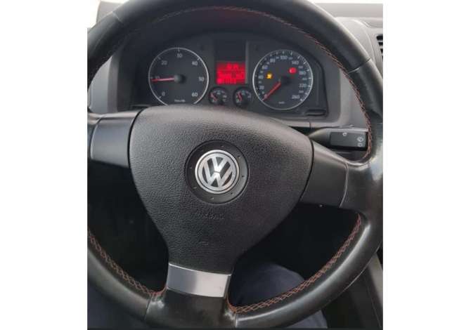 Jepet me qera Golf 5  duke filluar nga 25 euro dita 