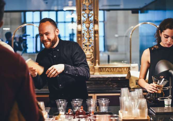 Offerte di lavoro per Banakier/e a Tirana