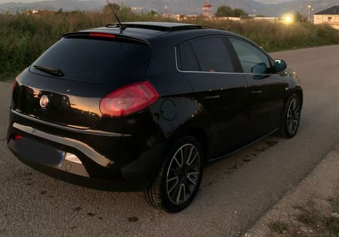 ⚫Jepet me qera Fiat Bravo  duke filluar nga 30 euro dita 💥