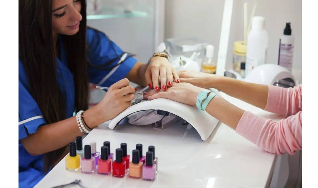 Offerte di lavoro a Tirana, Profession Punonjese Estetiste , Esperto/Professionista, Pagamento 40,000  Leke.