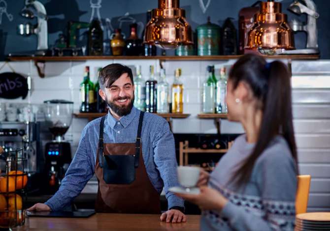 Offerte di lavoro per Kamarier/e- Banakier/e a Tirana