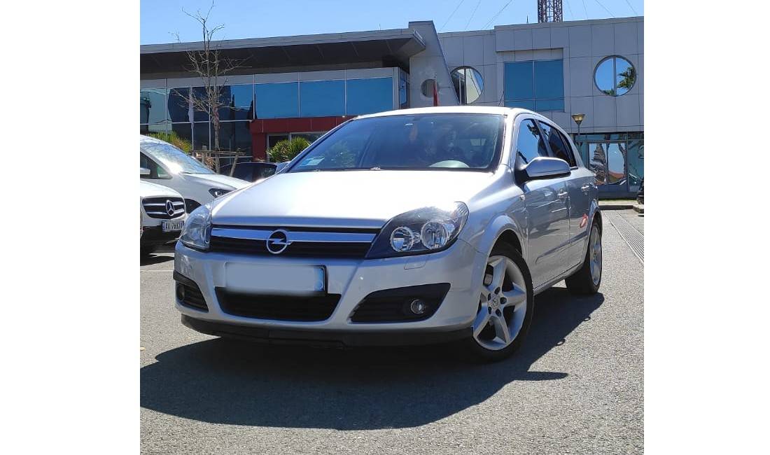 📢 Jepet me qera Makina Opel Astra duke filluar nga 25 euro dita