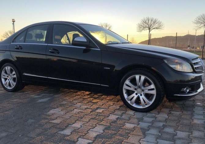 Noleggio Auto a Tirana - 45 Euro