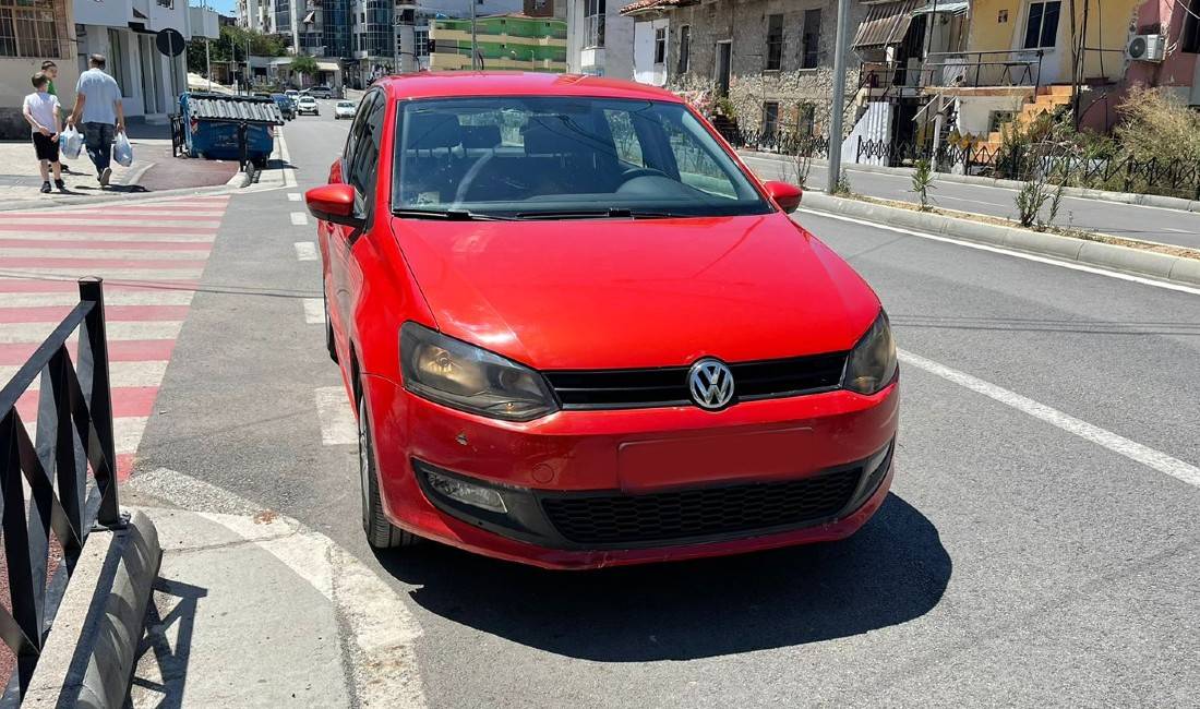 Jepet makina Volkswagen Polo me qera duke filluar nga 35 euro dita