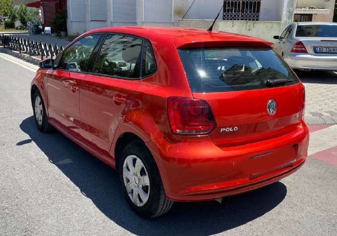 Jepet makina Volkswagen Polo me qera duke filluar nga 35 euro dita