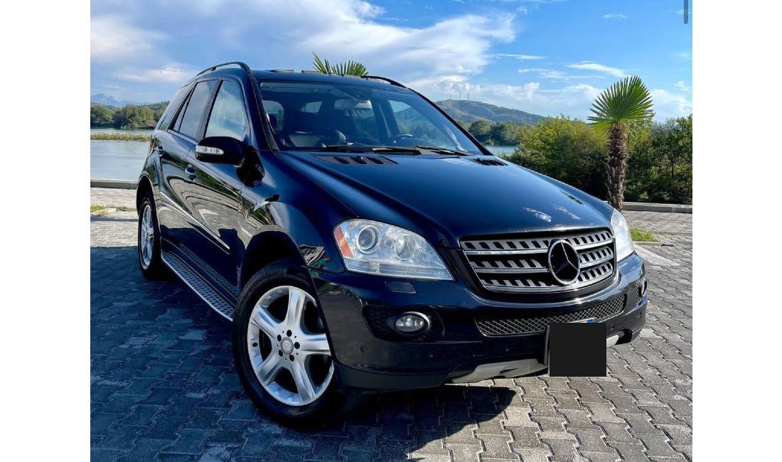Jepet me qera makina Mercedes Benz ML duke filluar nga 45 Euro/Dita 