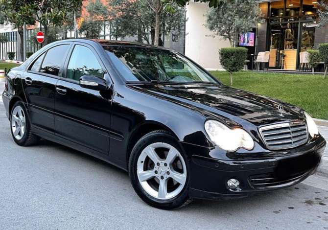 Noleggio Auto a Tirana - 40 Euro