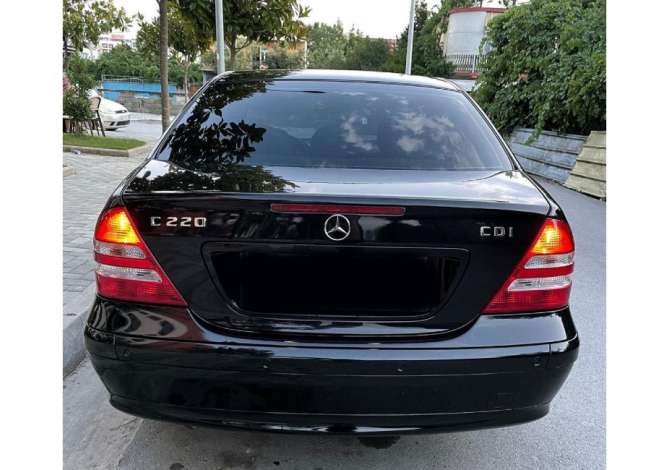 ◼Jepet makina Mercedes Benz C220 me qera duke filluar nga 40 euro dita