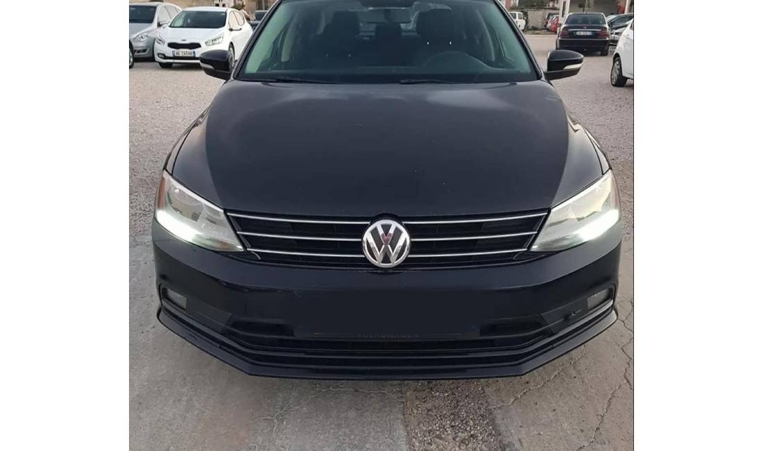 Jepet me qera makina Volkswagen Jetta duke filluar nga 30 Euro/Dita 