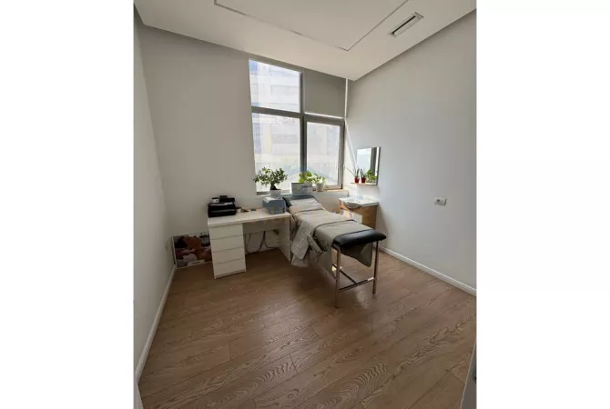 Business Property for Rent 3+1 in Tirana - 4,000 Euro