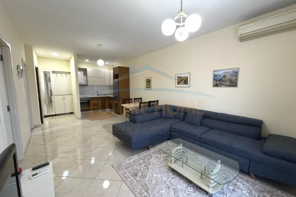 Shtepi me qera Apartament ne Tirane, 1+1, Mobilimi E mobiluar, Pagesa 450  Euro.