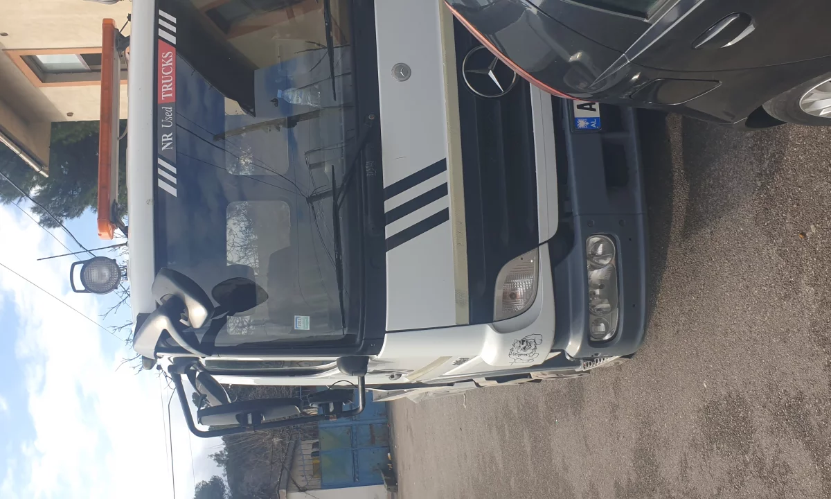 Auto in Vendita a Tirana, Mercedes-Benz, 2008 Diesel,Kambio Manual Pagamento 25,000  Euro.