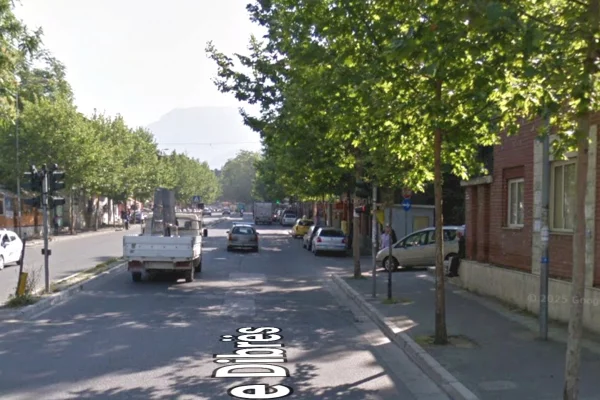 Shtepi me qera Garsoniere ne Tirane - 400 Euro