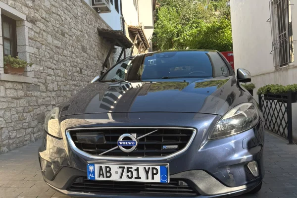 Cars for sale in Tirana - 9,999 Euro