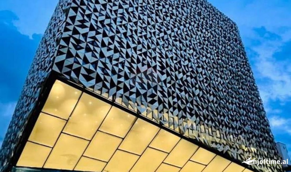 Ambient zyra 150m2 me qira nr BLLOK