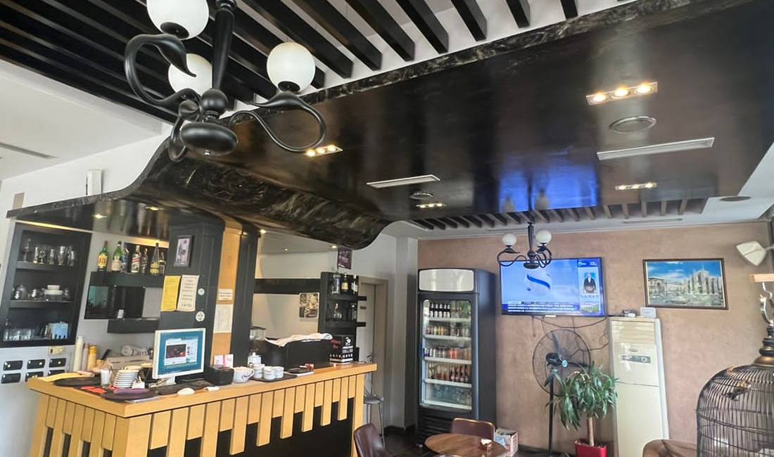 Offerte di lavoro a Tirana, Profession Kamarier/e, Banakier/e , Con esperienza, Pagamento Trattabile.