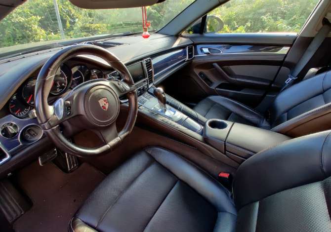Jepet me qera Porche Panamera duke filluar nga 200 euro dita 