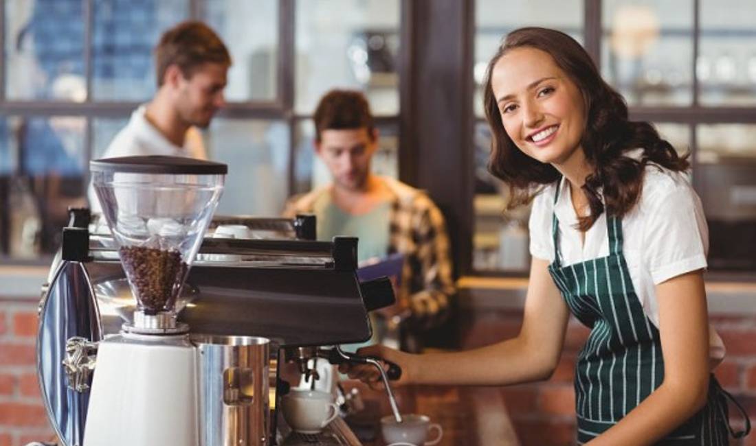 Offerte di lavoro a Tirana, Profession Banakier/e  , Con esperienza, Pagamento Trattabile.