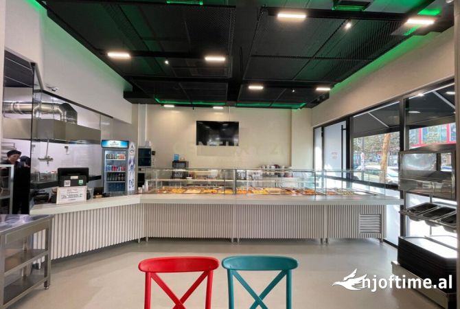 Attivita commerciale in vendita a Tirana - 350,000 Euro