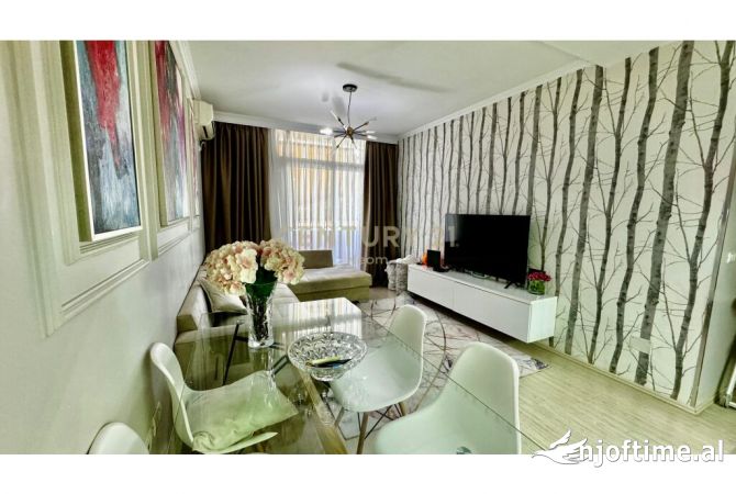 Shtepi ne shitje Apartament ne Tirane, 1+1, Mobilimi E mobiluar, Pagesa 170,000  Euro.