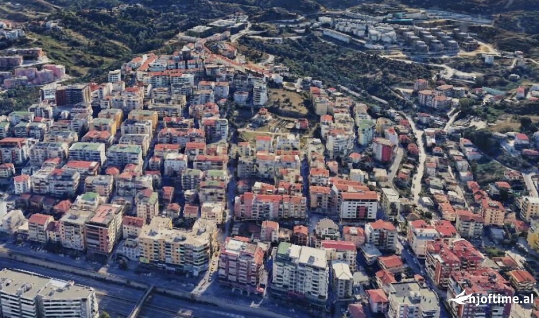 Per Shitje - Godine Komerciale te Kodra e Diellit!, Neom103993