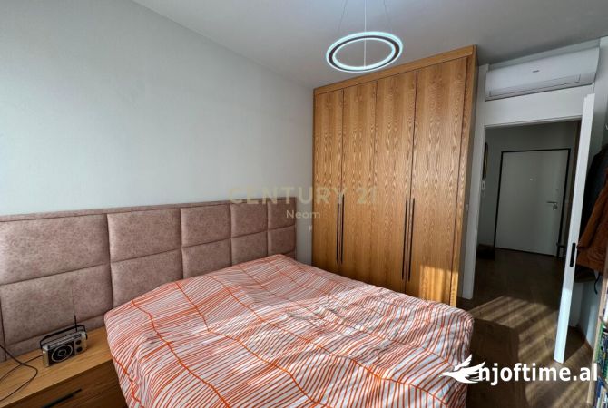 Shtepi ne shitje Apartament ne Tirane, 1+1, Mobilimi E mobiluar, Pagesa 150,000  Euro.