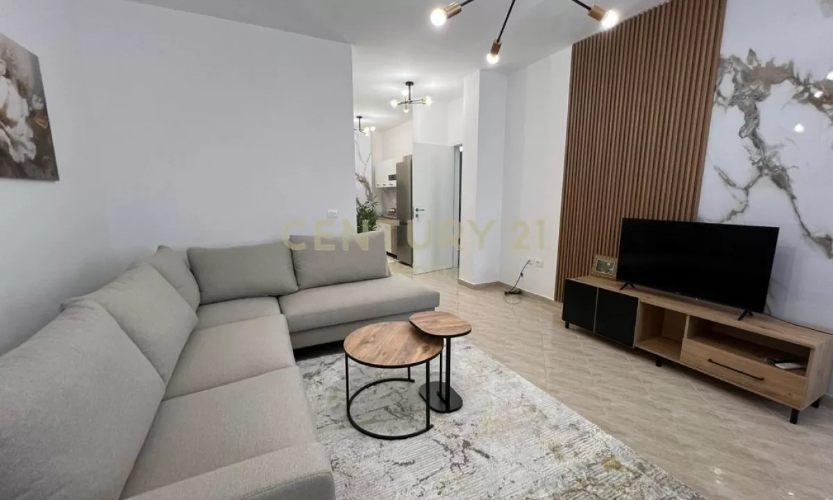 Shtepi me qera Apartament ne Tirane, 1+1, Mobilimi E mobiluar, Pagesa 500  Euro.