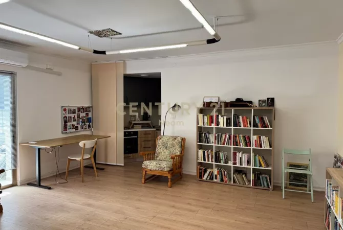 Business Property for Rent 3+1 in Tirana - 550 Euro
