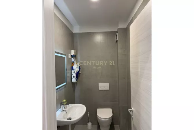 QIRA, AMBIENT KOMERCIAL , RIVER RESIDENCE! Neom119924