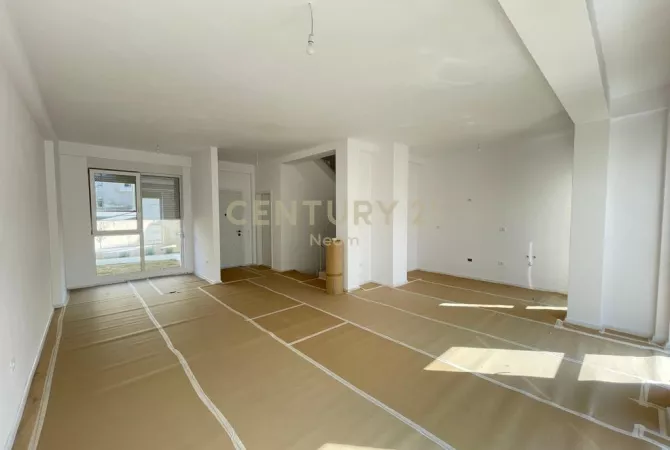 JAPIM VILE 3 KATESHE ME QIRA TE KOMPLEKSI ABA,FARKE Neom116579